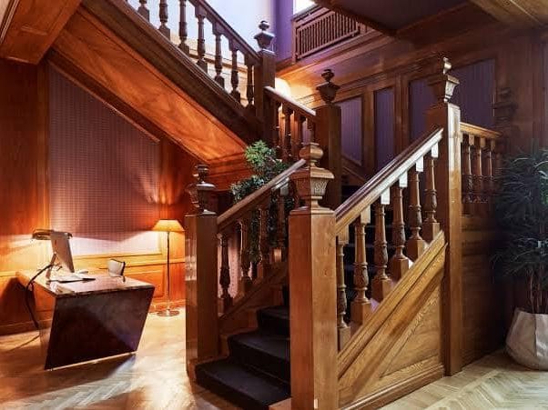 Conference Nobis staircase