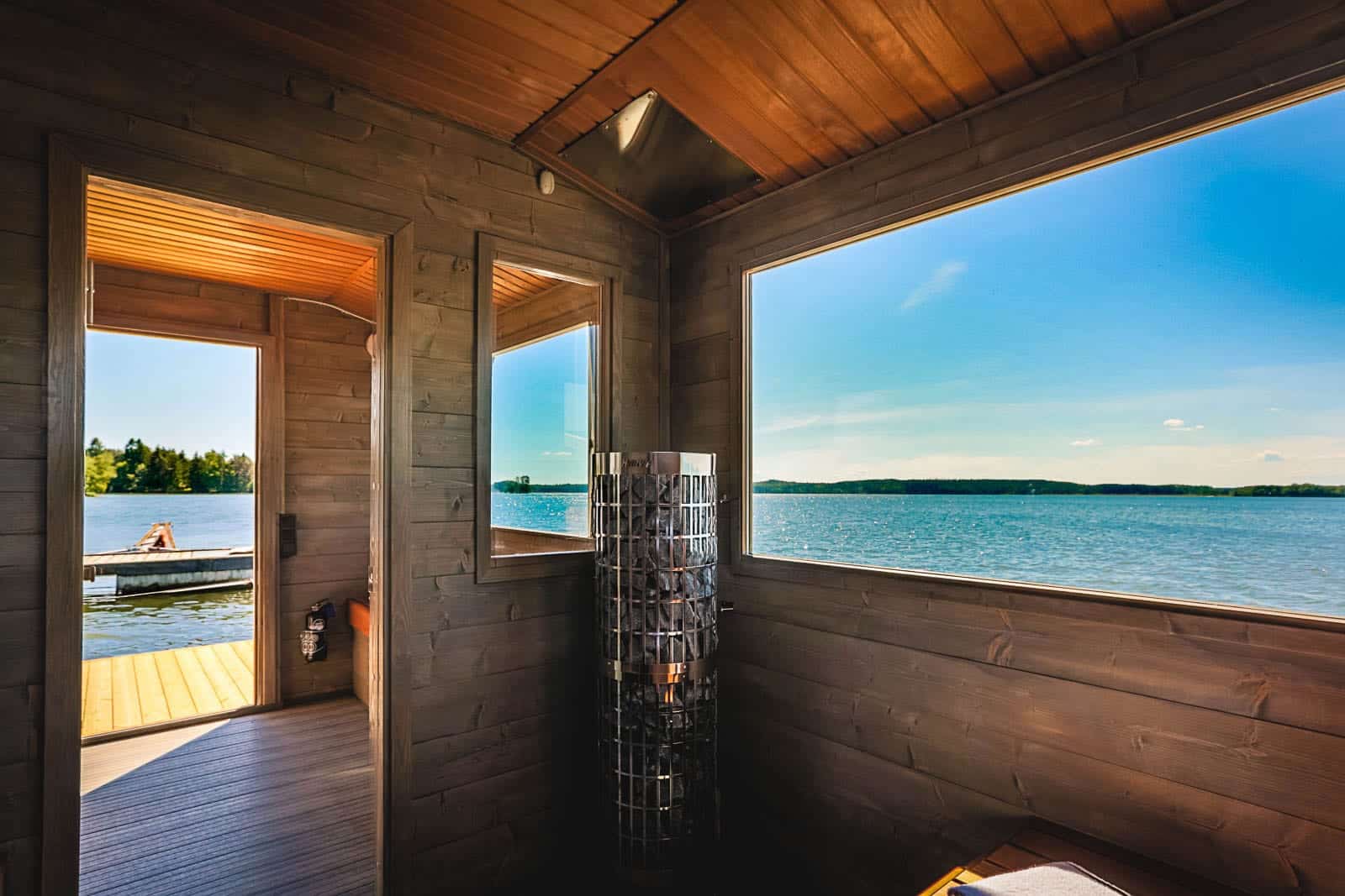 Krägga Manor conference lake sauna