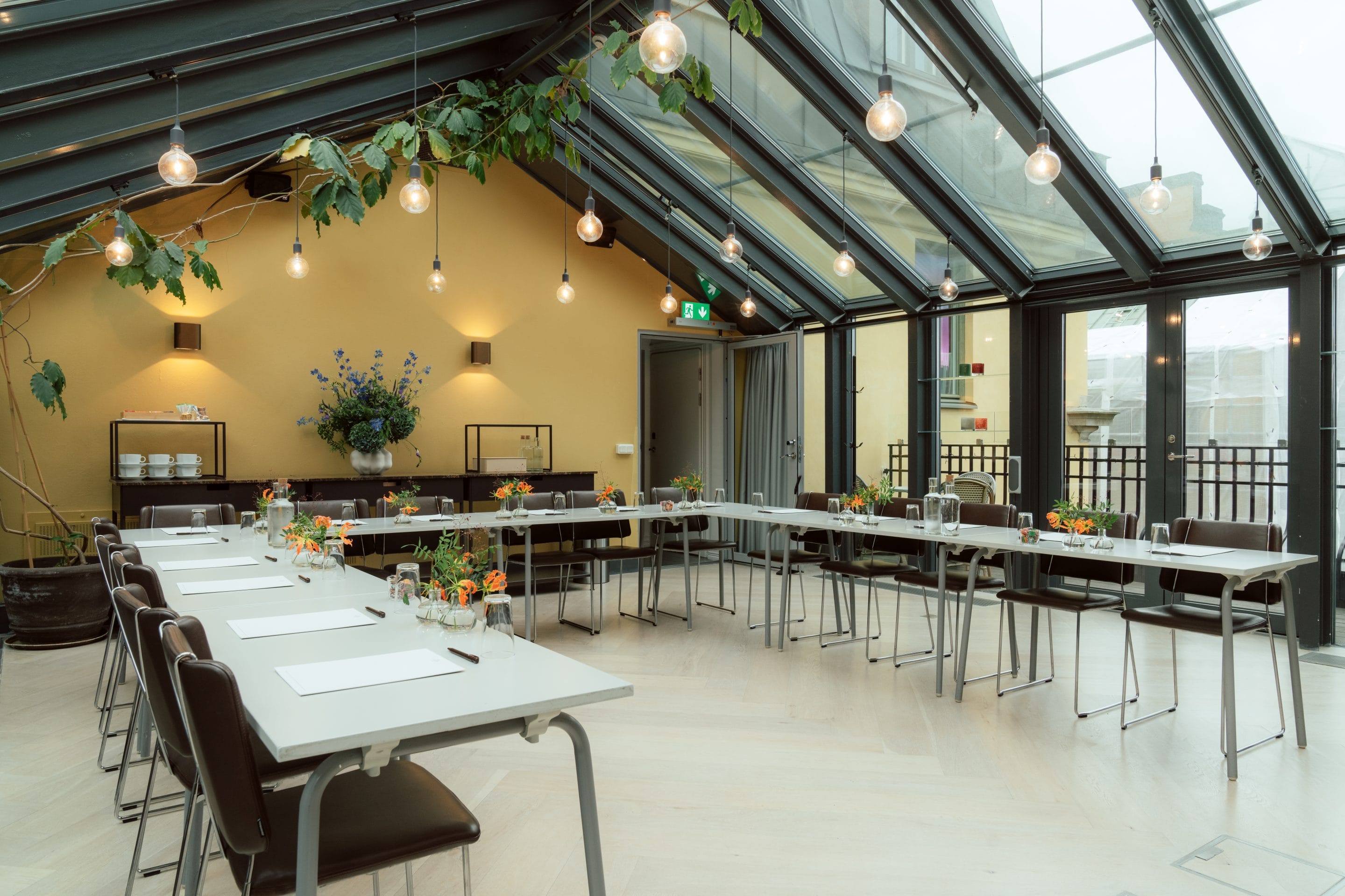 Miss Clara by Nobis konferens Terrassen u-bord