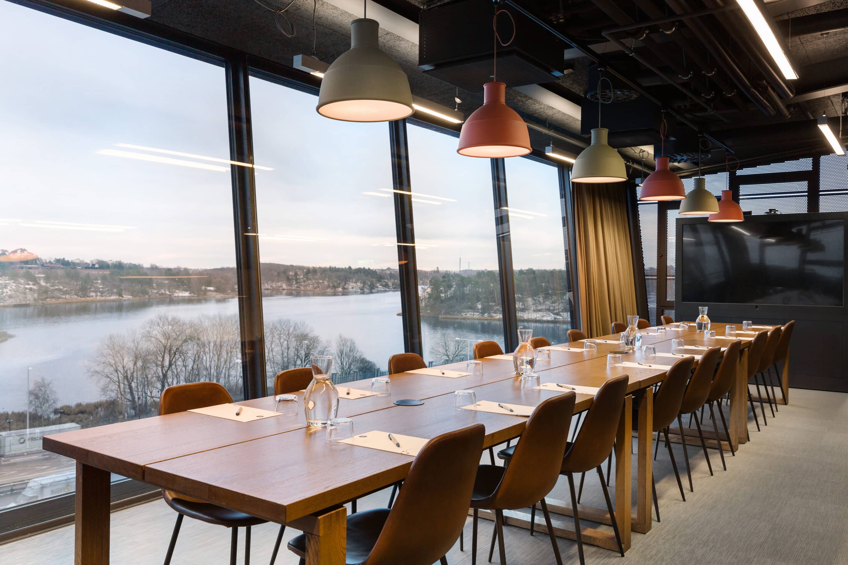 Konferanserom på Winery Hotel med utsikt over edsviken