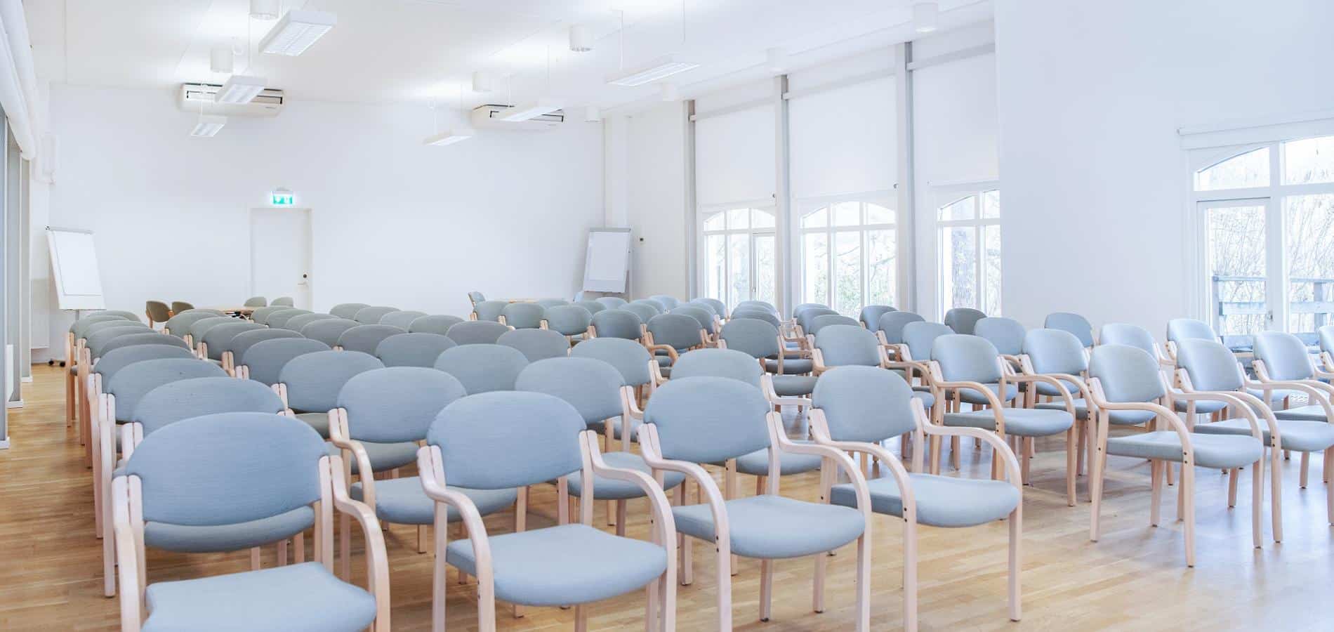 Two Shuttles Conference Lyckan