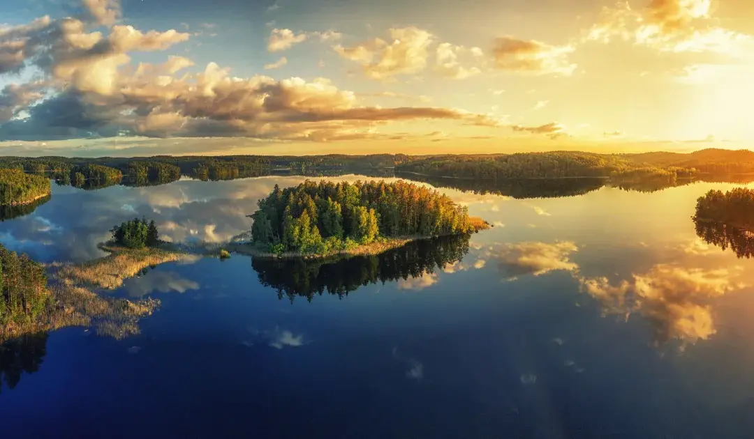 Kombinera affär och nöje: Aktiviteter runt konferensanläggningar i norra Stockholm