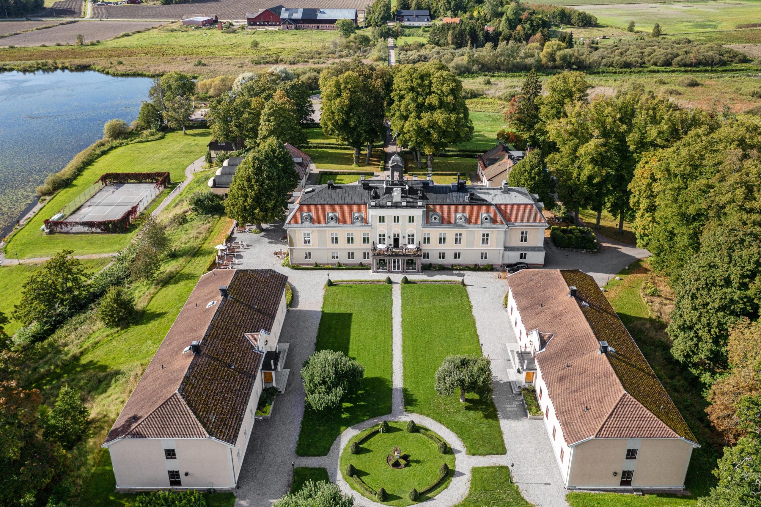 Södertuna Slott flygbild slottet konferens Sörmland