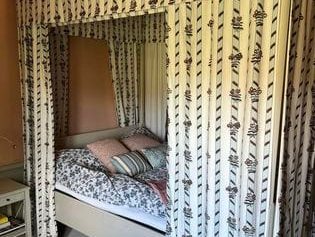 Almare Stäket konferens Stockholm hotellrum med säng