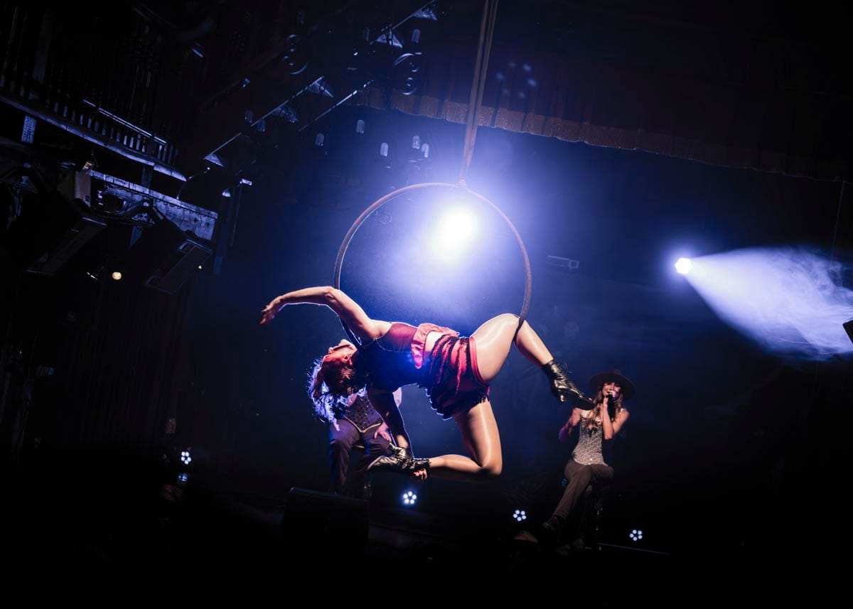 High Chaparral-konference med forestilling