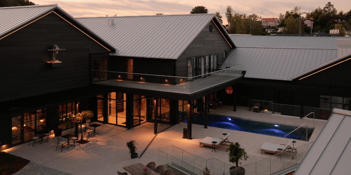 Season Hotel external image of the hotel