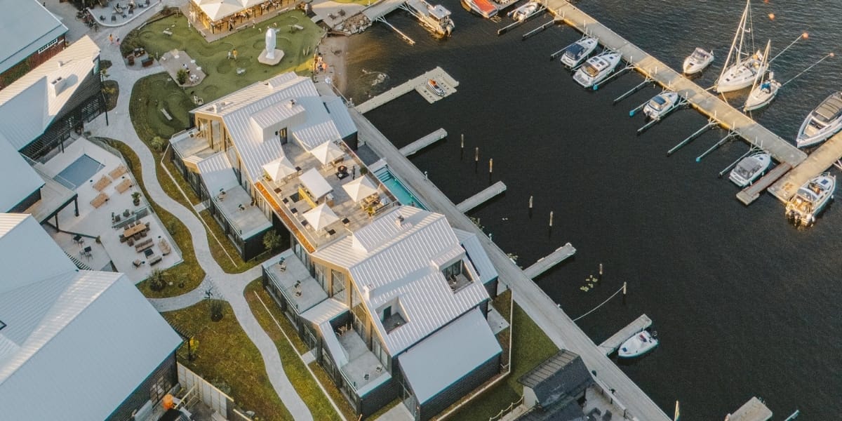 Season Hotel set fra luften